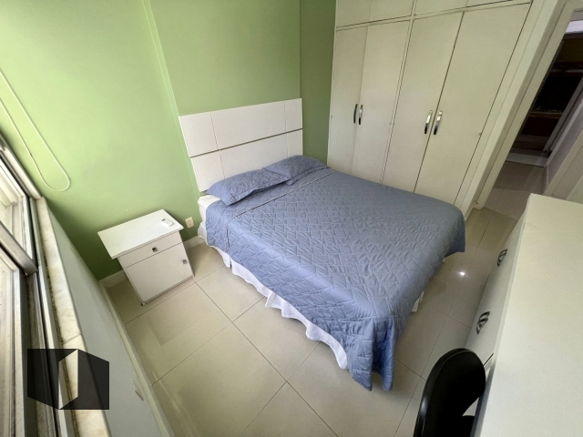 Apartamento à venda com 2 quartos, 77m² - Foto 5