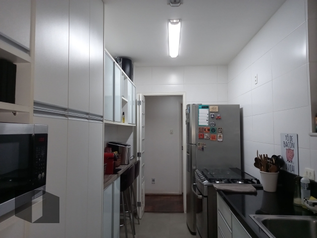 Apartamento à venda com 3 quartos, 98m² - Foto 15