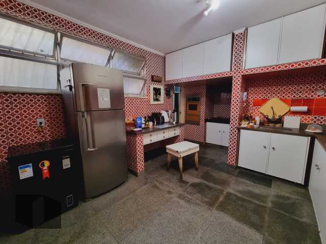 Apartamento à venda com 3 quartos, 292m² - Foto 24