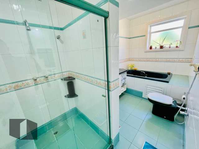 Casa de Condomínio à venda com 5 quartos, 399m² - Foto 22