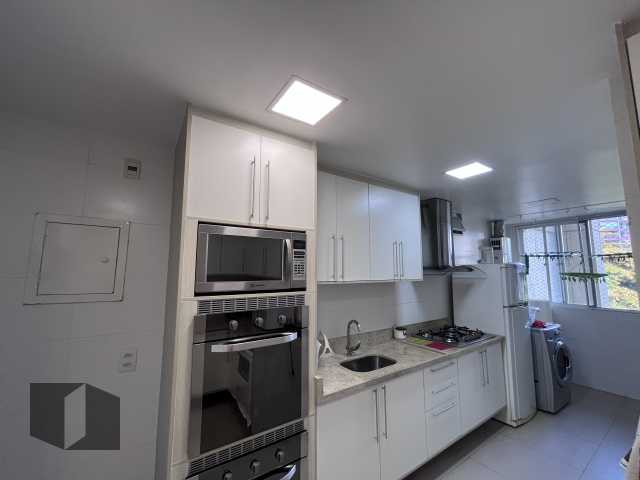 Apartamento à venda com 4 quartos, 166m² - Foto 15