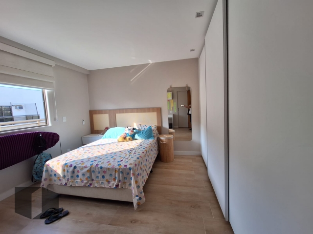 Cobertura à venda com 3 quartos, 300m² - Foto 16