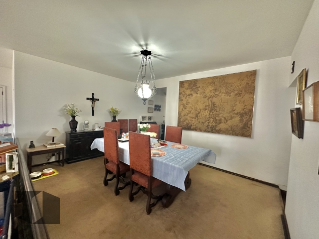 Apartamento à venda com 4 quartos, 241m² - Foto 8