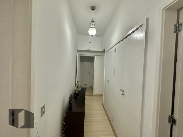 Apartamento à venda com 4 quartos, 241m² - Foto 10