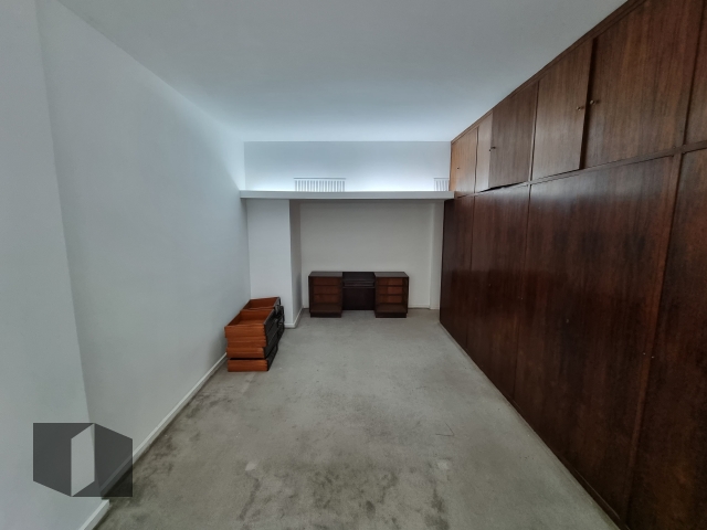 Apartamento à venda com 3 quartos, 220m² - Foto 17