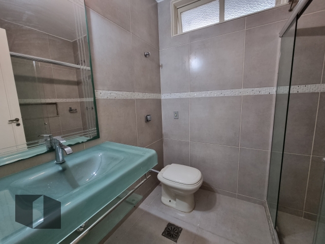 Apartamento à venda com 3 quartos, 220m² - Foto 18