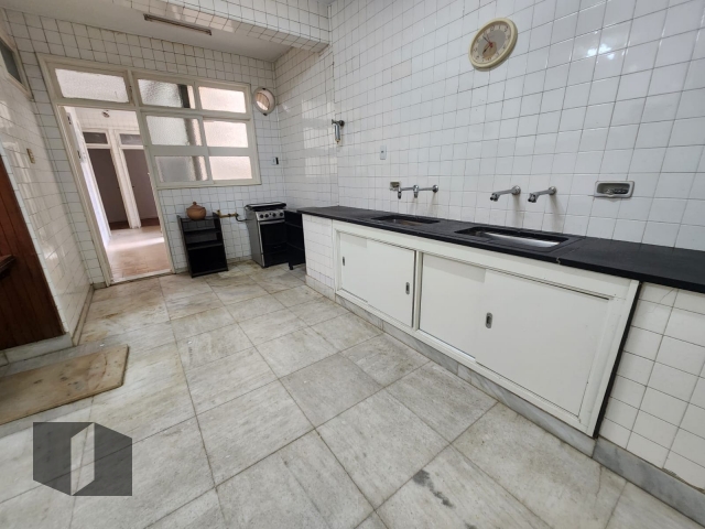 Apartamento à venda com 3 quartos, 220m² - Foto 20