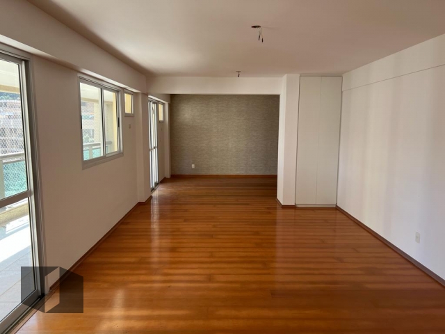 Apartamento para alugar com 4 quartos, 201m² - Foto 8