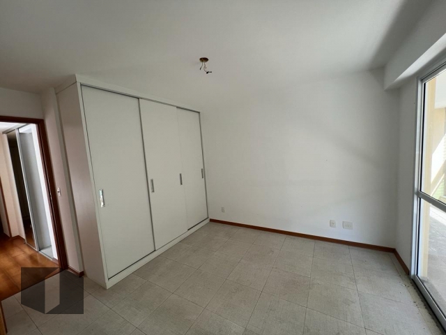 Apartamento para alugar com 4 quartos, 201m² - Foto 16