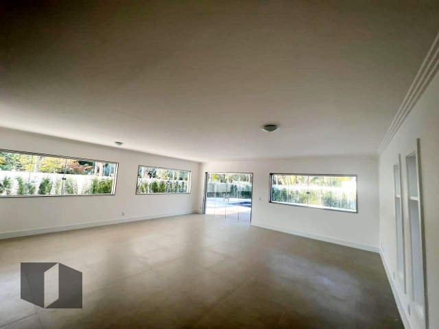 Casa à venda com 6 quartos, 629m² - Foto 11