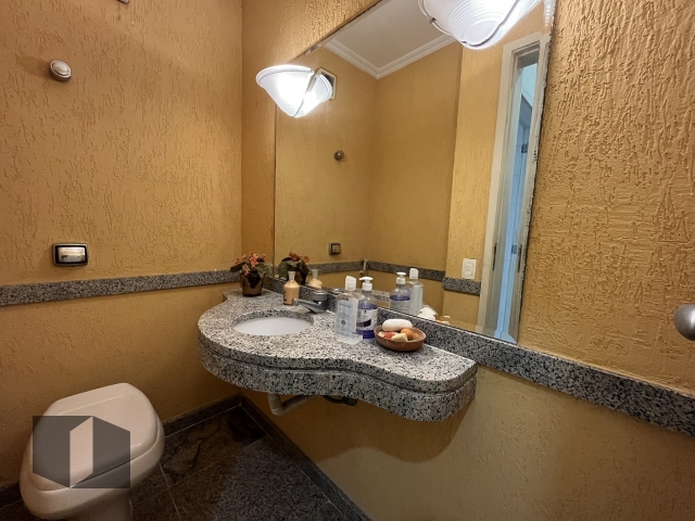 Apartamento à venda com 3 quartos, 161m² - Foto 3