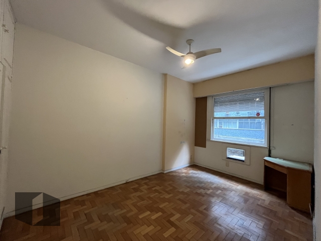 Apartamento à venda com 3 quartos, 161m² - Foto 7