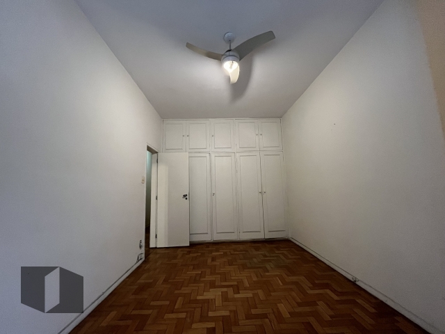 Apartamento à venda com 3 quartos, 161m² - Foto 6