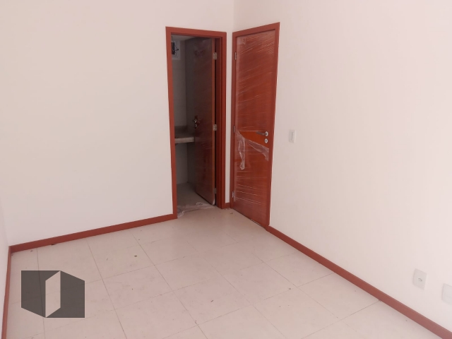 Apartamento à venda com 2 quartos, 75m² - Foto 8