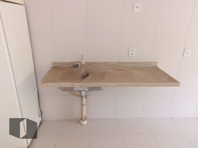 Apartamento à venda com 2 quartos, 75m² - Foto 9