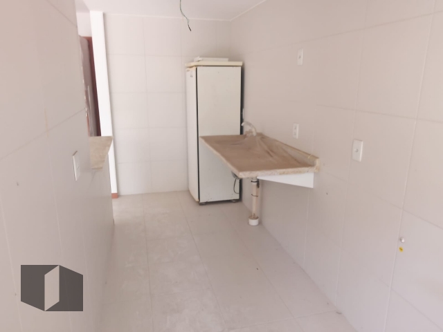 Apartamento à venda com 2 quartos, 75m² - Foto 10