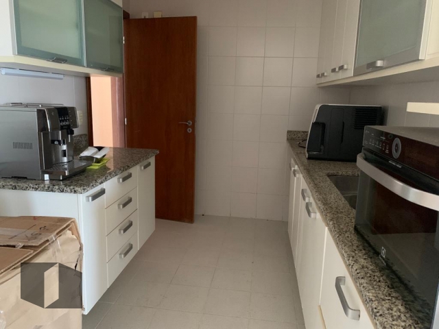 Apartamento à venda com 4 quartos, 249m² - Foto 31