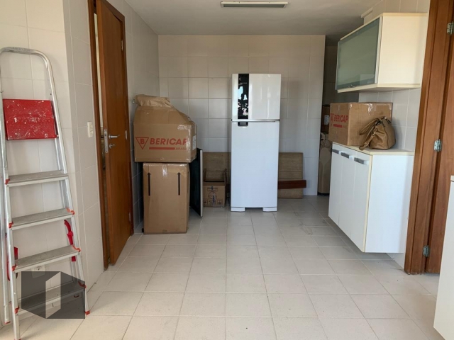 Apartamento à venda com 4 quartos, 249m² - Foto 32