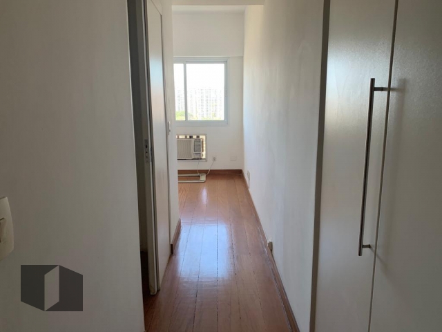 Apartamento à venda com 4 quartos, 249m² - Foto 12