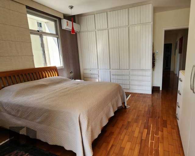 Apartamento à venda com 4 quartos, 155m² - Foto 8