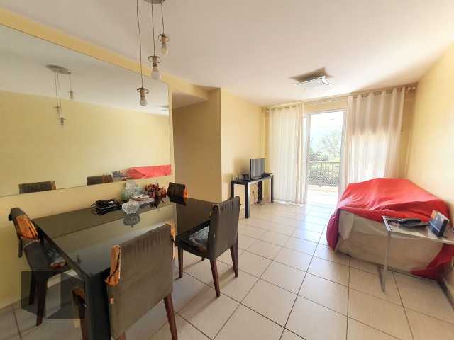 Apartamento à venda com 3 quartos, 83m² - Foto 4