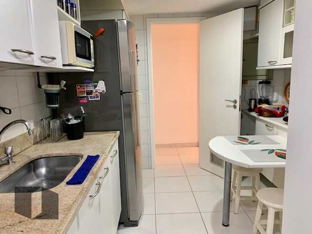 Apartamento à venda com 3 quartos, 110m² - Foto 16