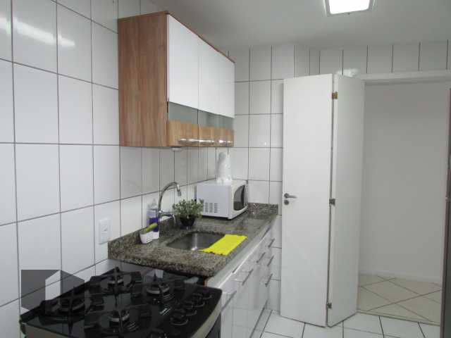 Apartamento à venda com 2 quartos, 101m² - Foto 15