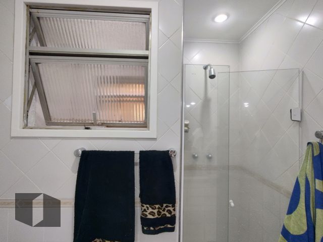 Apartamento à venda com 3 quartos, 125m² - Foto 19