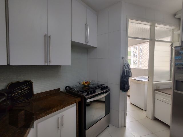 Apartamento à venda com 3 quartos, 125m² - Foto 28