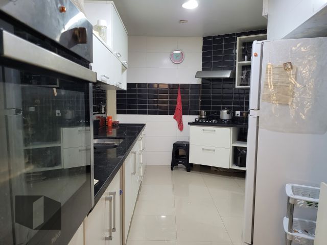 Apartamento à venda com 3 quartos, 100m² - Foto 15