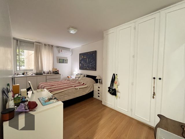 Apartamento à venda com 4 quartos, 245m² - Foto 24