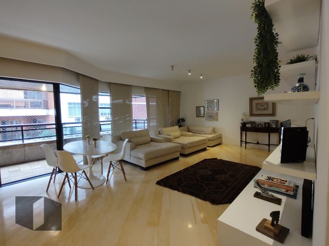 Apartamento à venda com 3 quartos, 250m² - Foto 3