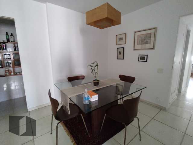 Apartamento à venda com 3 quartos, 111m² - Foto 8