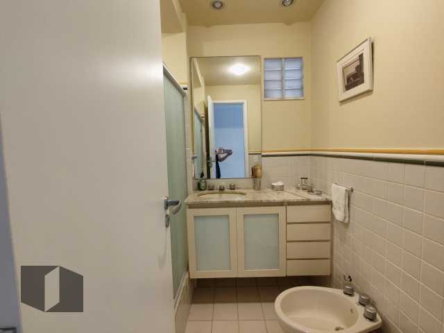 Apartamento à venda com 3 quartos, 111m² - Foto 12