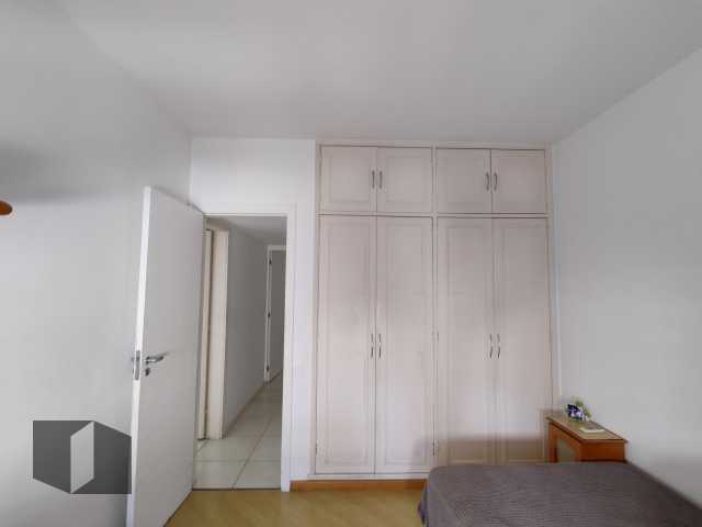 Apartamento à venda com 3 quartos, 111m² - Foto 26