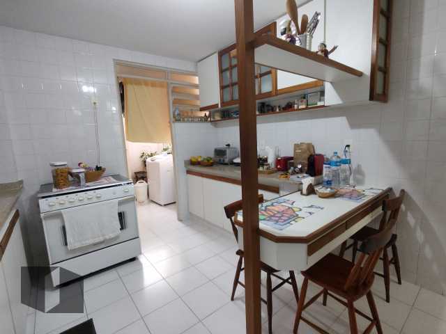 Apartamento à venda com 3 quartos, 111m² - Foto 28