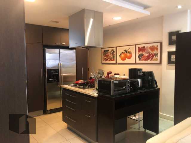 Apartamento à venda com 2 quartos, 67m² - Foto 5