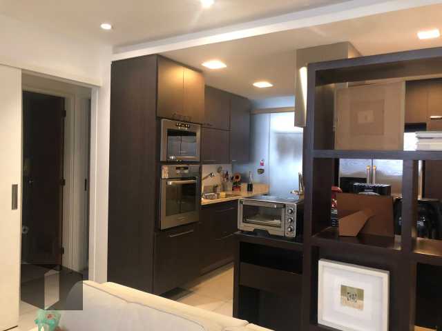 Apartamento à venda com 2 quartos, 67m² - Foto 6