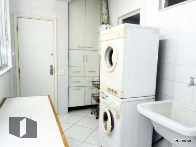 Apartamento para alugar com 4 quartos, 247m² - Foto 18