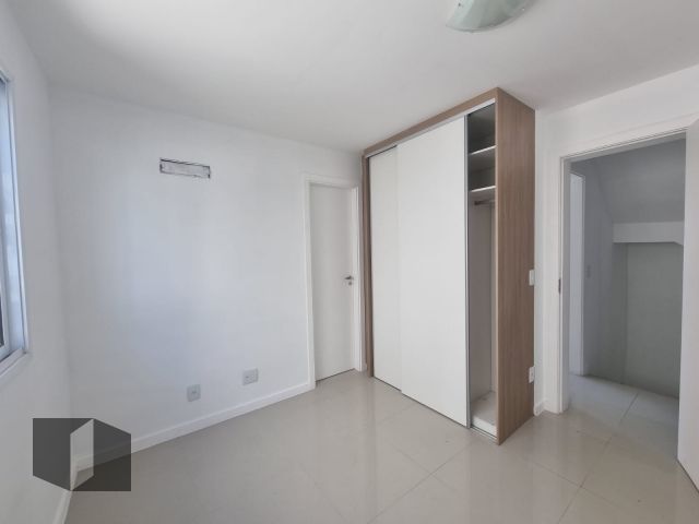 Casa à venda com 4 quartos, 160m² - Foto 5