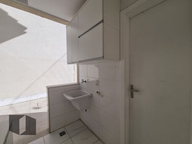 Casa à venda com 4 quartos, 160m² - Foto 16