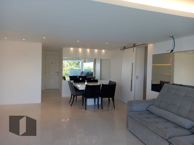 Cobertura, 3 quartos, 229 m² - Foto 4