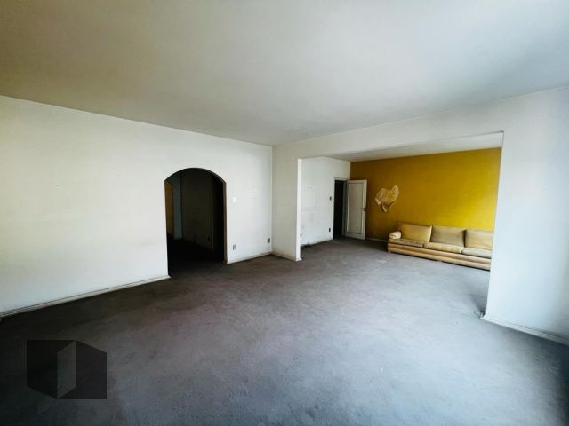 Apartamento à venda com 4 quartos, 170m² - Foto 1