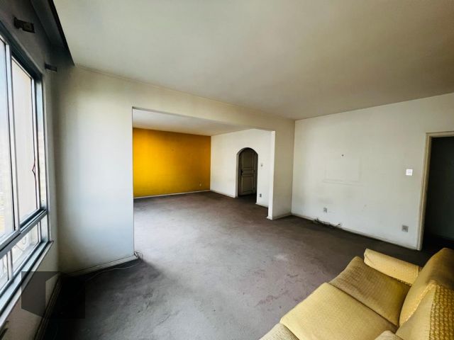 Apartamento à venda com 4 quartos, 170m² - Foto 4