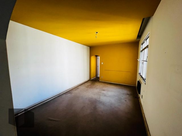 Apartamento à venda com 4 quartos, 170m² - Foto 9