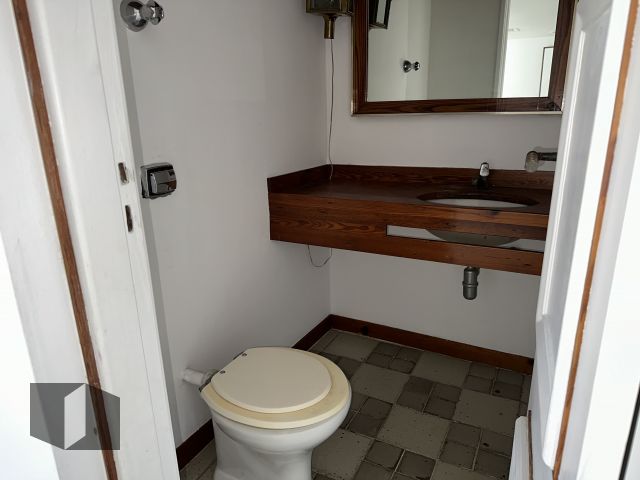 Apartamento à venda com 3 quartos, 195m² - Foto 8