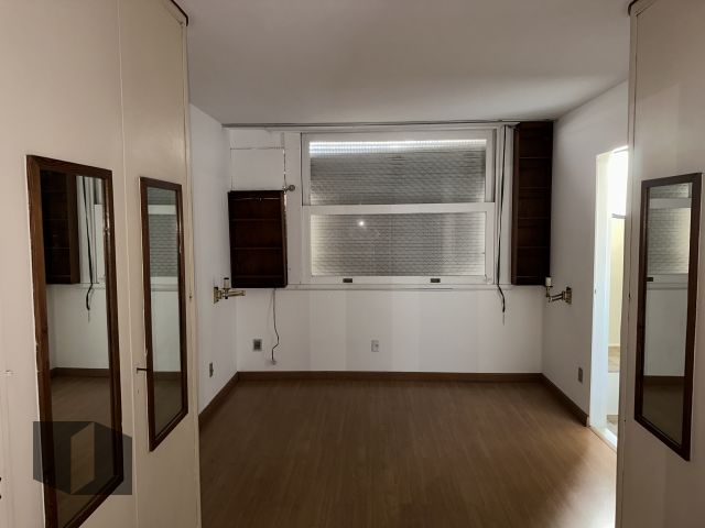 Apartamento à venda com 3 quartos, 195m² - Foto 17