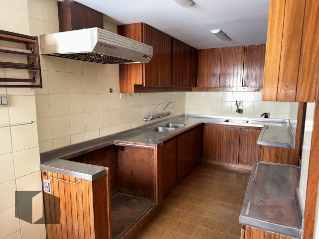 Apartamento à venda com 3 quartos, 195m² - Foto 25