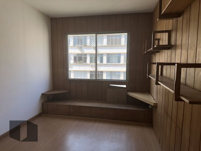 Apartamento à venda com 3 quartos, 195m² - Foto 11