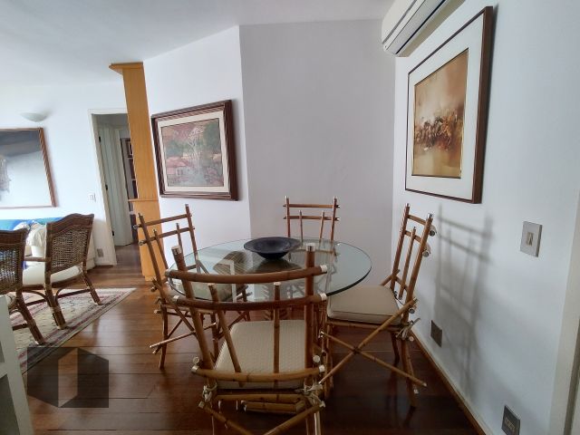 Apartamento à venda com 2 quartos, 69m² - Foto 3